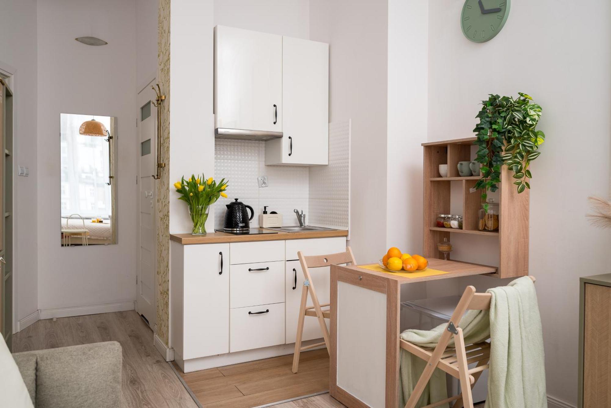 Apartment Oasis Charming Loft In A Historic Tenement House 900 M From Station Warsaw